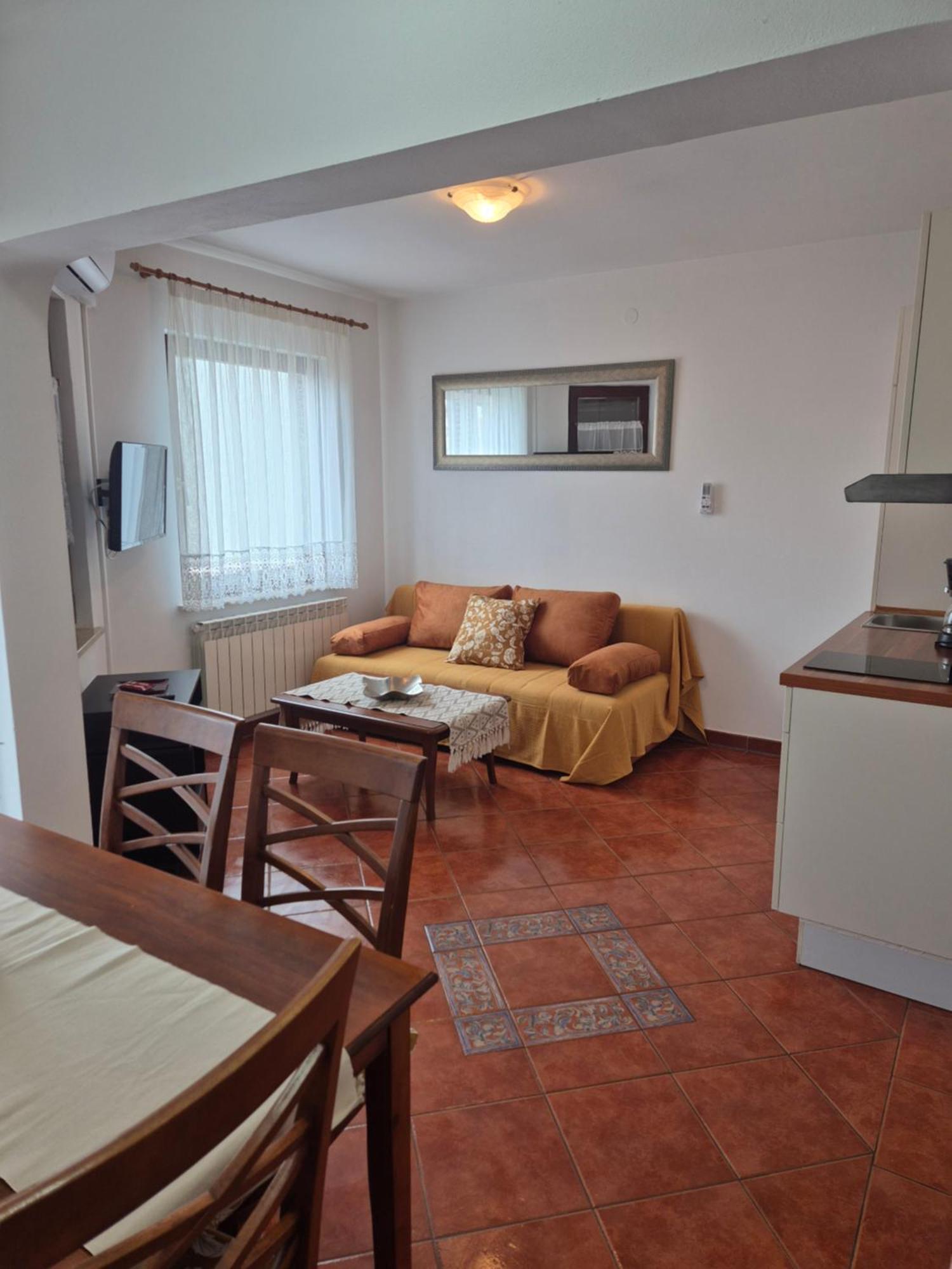 Apartments Antolovic Vrsar Buitenkant foto