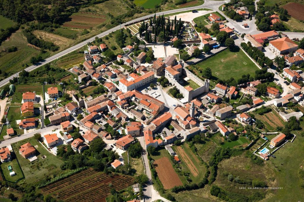 Apartments Antolovic Vrsar Buitenkant foto